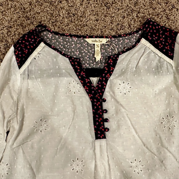 NWT Matilda Jane Snow Globe Tunic Blouse Eyelet Dotted Swiss Floral Cottagecore - Picture 2 of 5